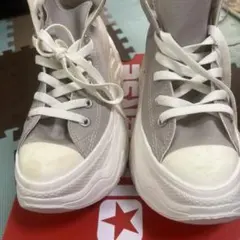 本日4300まで値下げします！ コンバース 厚底ハイカットスニーカー 23cm