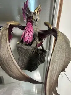 モンスターハンター クリエイターズモデル 爵銀龍 メルゼナ フィギュア
