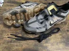 値下げ　NIKE ナイキ AIR VAPORMAX 2019ゴールド スニーカーのサムネイル