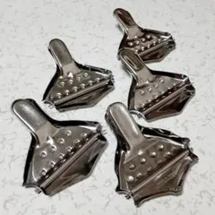 Item thumbnail for item 59d701a8-047c-4e95-83d1-ede9c6e78a93