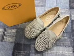 TOD'S トッズ ゴンミーニ ドライビングシューズ ローファーのサムネイル