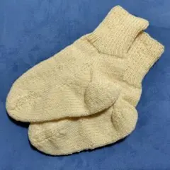 毛糸の手編み靴下 NO.2