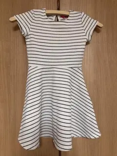 Item thumbnail for item fcd9b530-c0ee-492f-be77-8b629da73b64