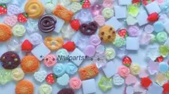 ♡スイーツ系♡ネイルパーツ50個セット カラフル 蓄光入り