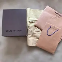 お買い得！ヴィトンの空箱1点、紙袋2点、布袋2点