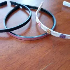 お値下げしました。キッズ　カチューシャ　3個セット