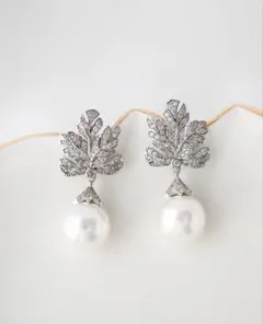 Refinado ピアス　ブライダルアクセサリー