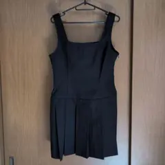 【新品・未使用】GU ローウエストプリーツジャンパードレス　Мサイズ　ブラック