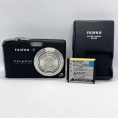 FUJIFILM フジフィルム FinePix F50fd ブラック デジカメのサムネイル