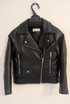 ZARA　ライダースジャケット　ブラック　キッズ 128cmのサムネイル