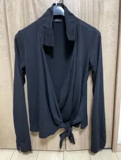 14コムサイズムの黒のカシュクール風カットソー　女性L 程度良好