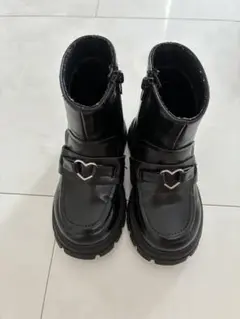 ZARA 子供　ブーツ