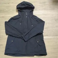 Ｌサイズ　ikka フード付きネイビー マウンテンパーカー　ネイビー　紺色