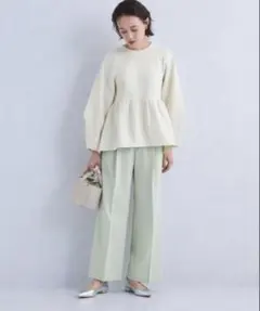 ユナイテッドアローズ　グリーンレーベル　ペプラムカットソー　オフホワイト