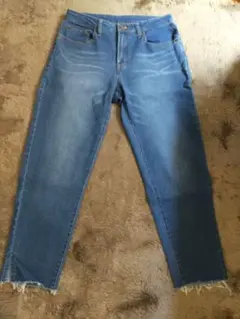 ブルー ストレートデニム フリンジ裾