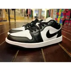 新品 NIKE WMNS エア ジョーダン 1 ロー DC0774-101