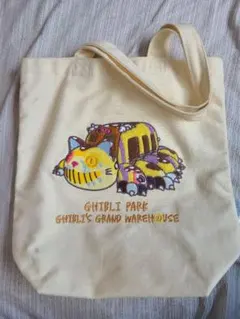 ジブリパーク限定　となりのトトロ ネコバス刺繍 トートバッグのサムネイル