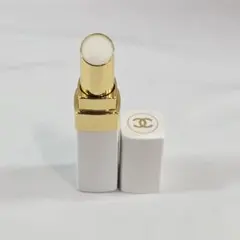 □CHANEL ルージュココボーム 912 ドリーミーホワイト リップ