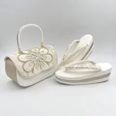 豪華ビーズパール刺繍 西陣帯地　振袖バッグ草履セット 　アイボリーのサムネイル