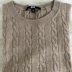 ユニクロ　ベージュ ケーブルニット クルーネック半袖M
