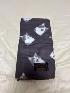 猫ちゃん柄のブランケット　大きいので敷物にもいいかも