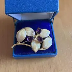 フラワーモチーフ ブローチ パープルストーン　ピンブローチ　スカーフどめ
