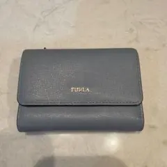 FURLA グレー 三つ折り財布