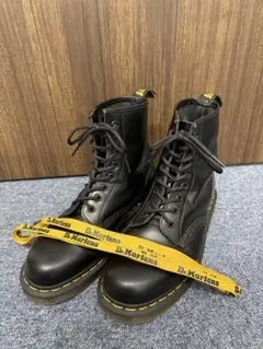 2026年最新】UK8 ドクターマーチンの人気アイテム - メルカリ