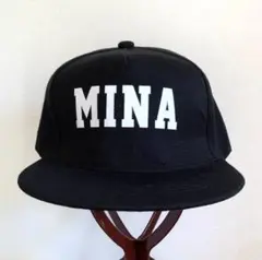 TWICE MINA スナップバック キャップ 黒