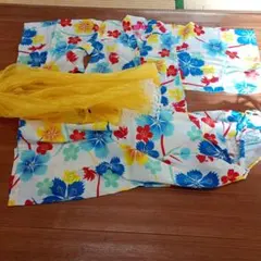 花柄浴衣セット（青・赤・黄色）110cm