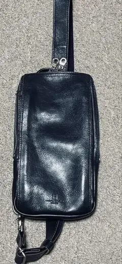 BAGGY PORT KOI バギーポート コーアイ　レザーボディバッグ