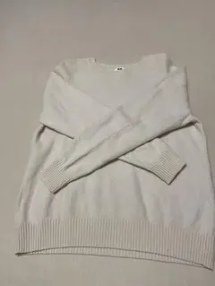 UNIQLO XL クリーム色 長袖セーター