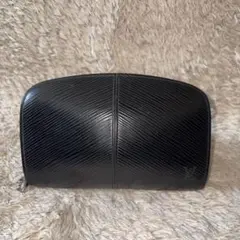 Louis Vuitton エピレザー ブラックポーチ - メルカリ