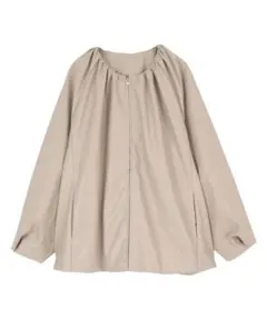 titivate フェイクレザーギャザーボリュームブルゾン　グレージュ　Ｍサイズ