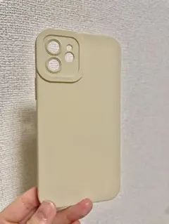 【ほぼ新品】オフホワイト　シリコンソフトケース　iPhone12
