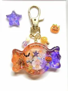 ハロウィンのシャカシャカキーホルダー - メルカリ