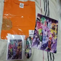 うたプリ　SSS　レン　Tシャツ　サイン入りボード　ネックストラップ