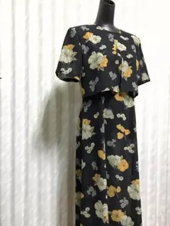 古着ワンピース　総柄