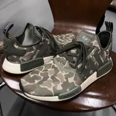 アディダス　NMD R1 boost カモフラ　迷彩　スニーカー　28cm