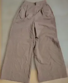 GU　ベージュ ワイドパンツ イージーパンツ