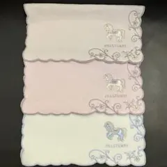 ジルスチュアート 新品未使用トリミング♡ペガサス刺繍付 タオルハンカチ3枚セット