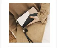 パレットクラッチ財布 モノブラック　配色