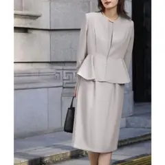 新品 Flolia ノーカラーペプラムジャケットコクーンワンピース セットアップ