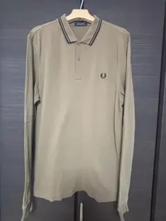 美品】FRED PERRY カーキ 長袖ポロシャツ XLサイズ - メルカリ