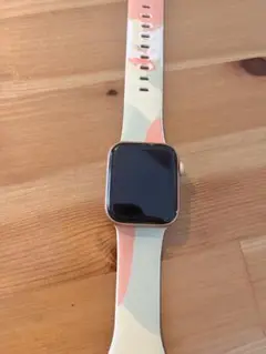 【動作確認済み】 Apple Watch SE 40mm GPS モデル：ローズ