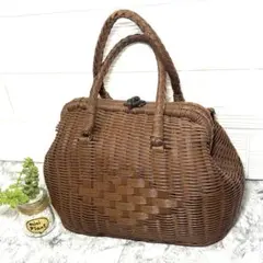 ブラウン編み込みかごバッグ クラフトバック　ハンドメイド カゴバッグ