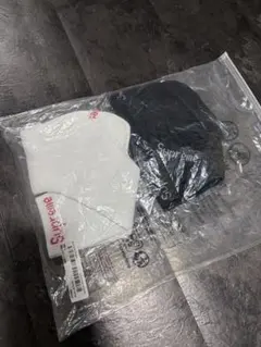 supreme sox 白黒セット　box logoのサムネイル