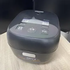 Item thumbnail for item d020448b-e858-46f8-bbb6-cc161c01d03c