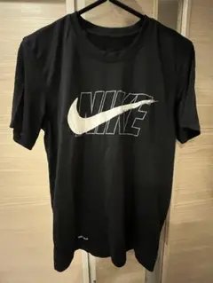 Nike Tシャツ 黒 Sサイズ　dry-fit