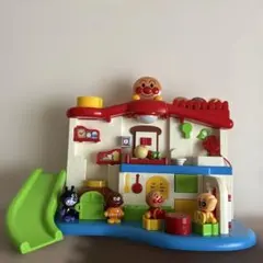 アンパンマン　はじめてハウス　ドール付き（５人）